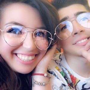 Meet your Posher, Denise